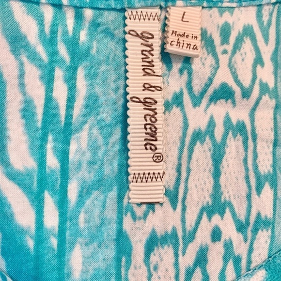 Grand & Greene Tunic Top Large Teal White 3/4 Length Sleeves 1/4 Button-Up Rayon - Picture 11 of 15